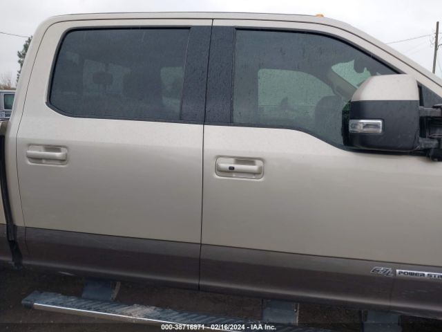 1FT7W2BT9HEF30837 Ford F-250 Lariat