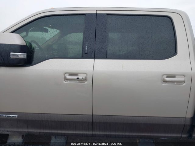 1FT7W2BT9HEF30837 Ford F-250 Lariat