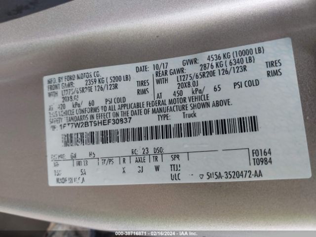 1FT7W2BT9HEF30837 Ford F-250 Lariat