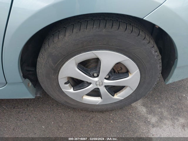 Toyota Prius Two 2014 JTDKN3DU1E1843067 Image 12
