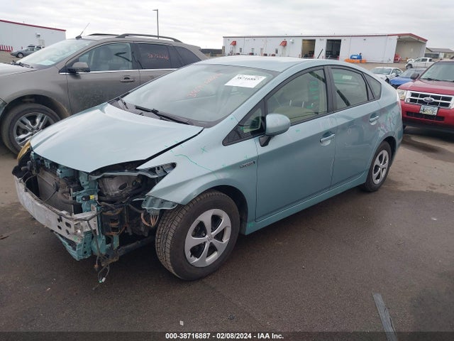 Toyota Prius Two 2014 JTDKN3DU1E1843067 Image 2
