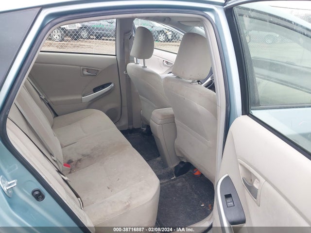 Toyota Prius Two 2014 JTDKN3DU1E1843067 Image 8