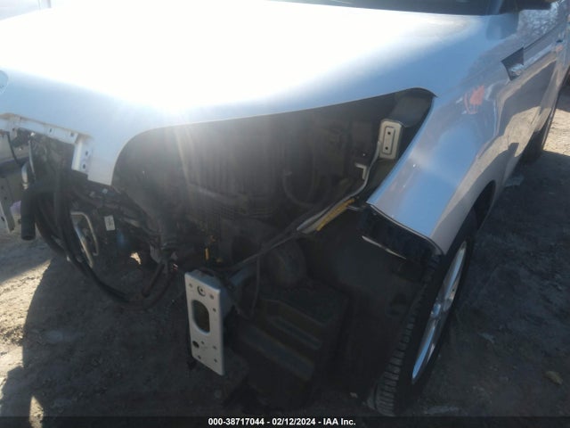 KIA Soul 2014 KNDJN2A22E7739130 Image 16