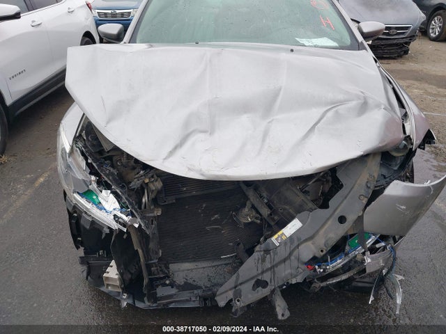 Chrysler 200 Limited Platinum 2017 1C3CCCAB5HN506786 Image 6