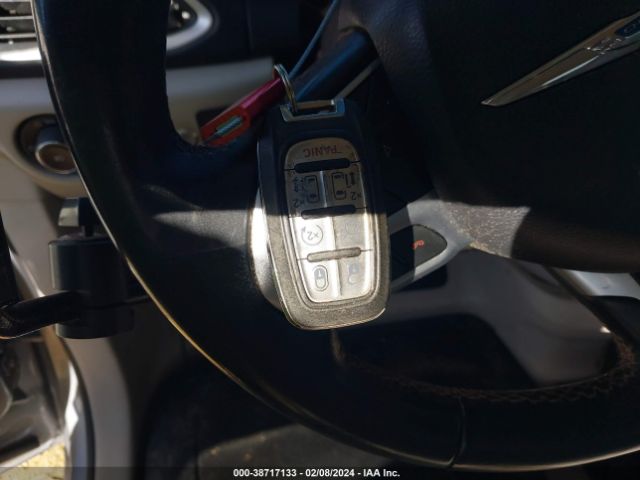 2018 CHRYSLER PACIFICA 2C4RC1BG9JR263190 Photo 10