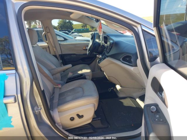 2018 CHRYSLER PACIFICA 2C4RC1BG9JR263190 Photo 4