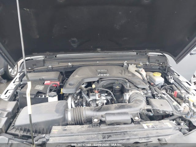 1C4HJXEG4MW580029 Jeep Wrangler Unlimited Sahara Altitude 4x4