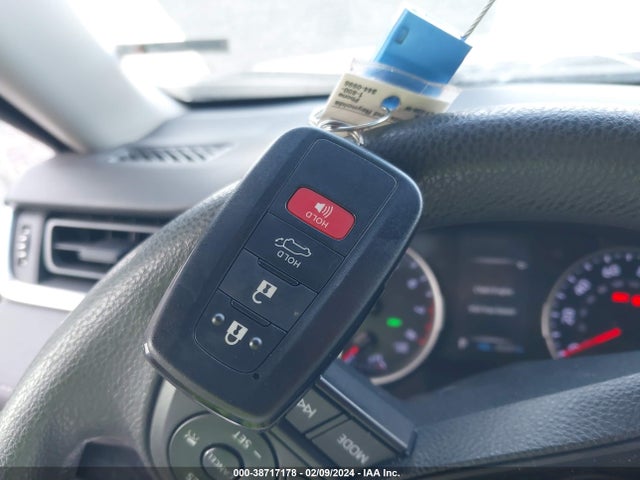 Toyota Rav4 Xle 2020 JTMW1RFV5LD059573 Image 11