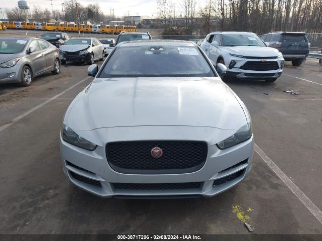 SAJAK4FX4JCP37875 Jaguar Xe 25t Prestige