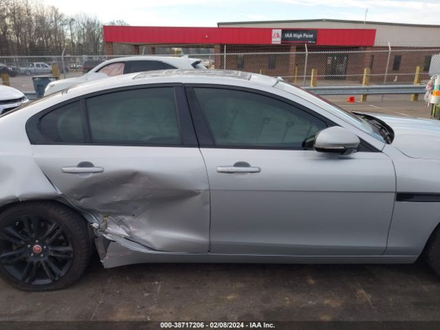 SAJAK4FX4JCP37875 Jaguar Xe 25t Prestige