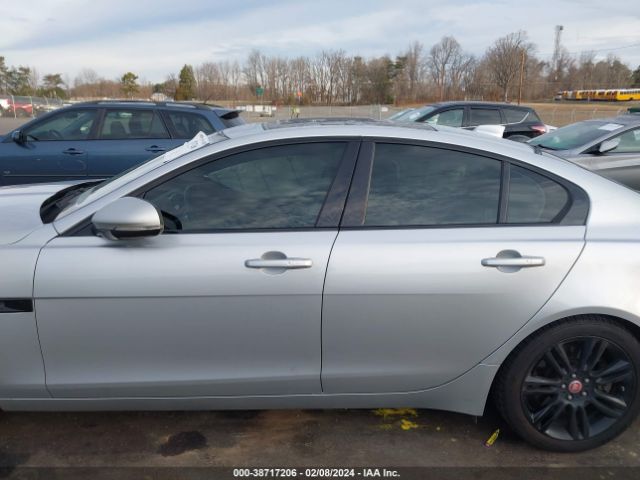 SAJAK4FX4JCP37875 Jaguar Xe 25t Prestige