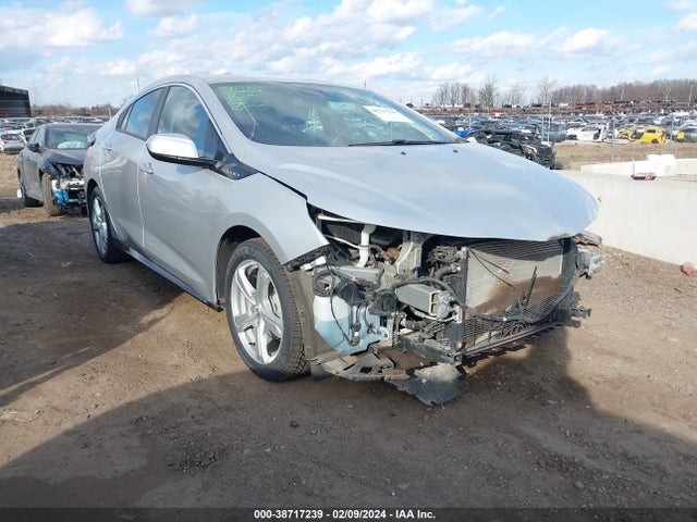 2018 1G1RA6S54JU118264 main image