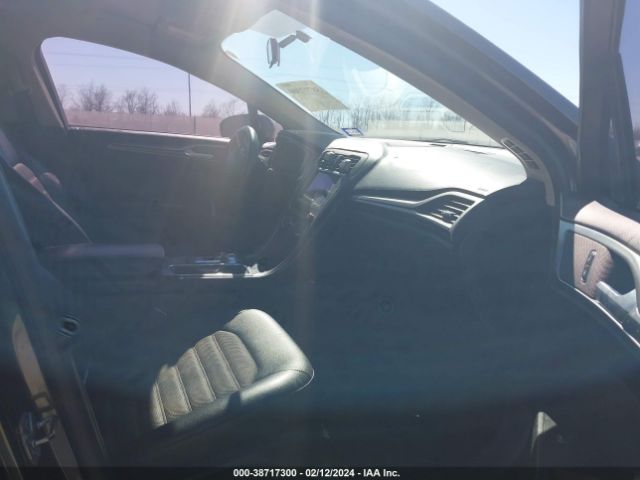 3FA6P0HD3HR379154 Ford FUSION SE