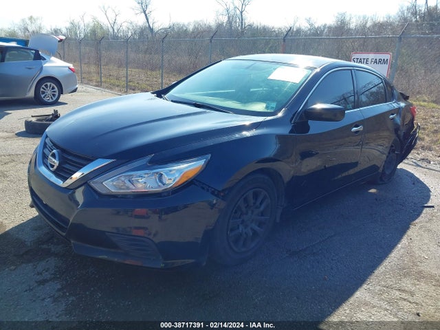 Nissan Altima 2.5 S 2016 1N4AL3AP6GN333850 Image 2