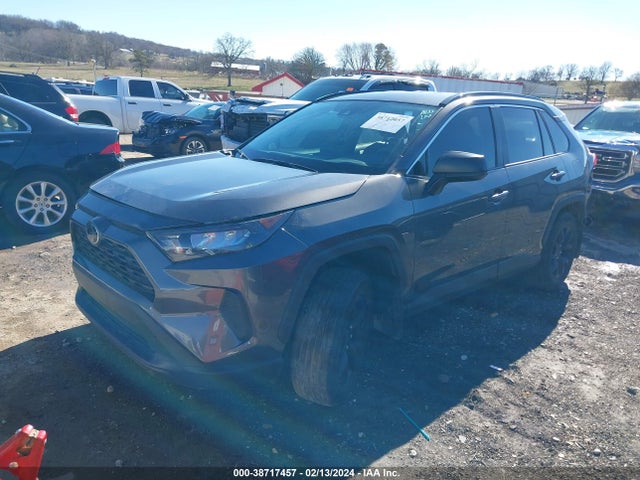 Toyota RAV4 LE 2021 2T3H1RFV6MW167696 Image 2