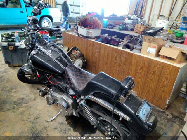 2005 HARLEY-DAVIDSON FXDWGI 1HD1GPW175K305014 Photo 2
