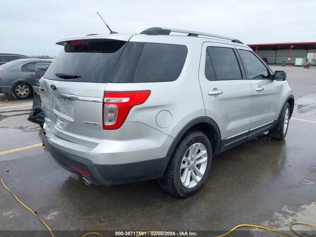 Ford EXPLORER XLT 2014 1FM5K7D8XEGB42536 Image 4