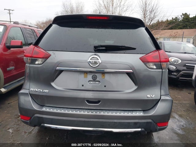 Nissan ROGUE SV 2018 5N1AT2MTXJC813885 Image 15