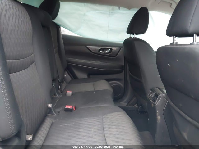 Nissan ROGUE SV 2018 5N1AT2MTXJC813885 Image 8