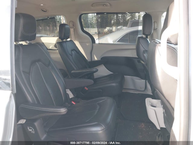 Chrysler Pacifica Touring L 2022 2C4RC1BG5NR140752 Image 8
