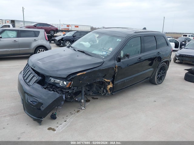 1C4RJEAG7JC392388 Jeep Grand Cherokee Altitude 4x2