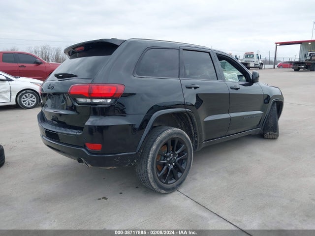 1C4RJEAG7JC392388 Jeep Grand Cherokee Altitude 4x2