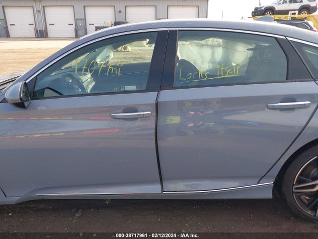 Honda Accord Touring 2022 1HGCV2F91NA009373 Image 14