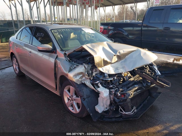 2014 3VW3L7AJ7EM271773 main image