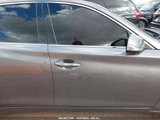 2018 INFINITI Q50 3.0T LUXE VIN: JN1EV7AP9JM364667