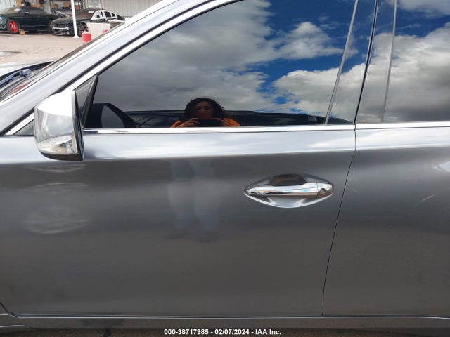 2018 INFINITI Q50 3.0T LUXE VIN: JN1EV7AP9JM364667