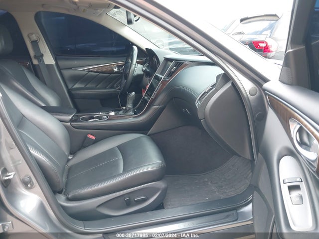 2018 INFINITI Q50 3.0T LUXE VIN: JN1EV7AP9JM364667