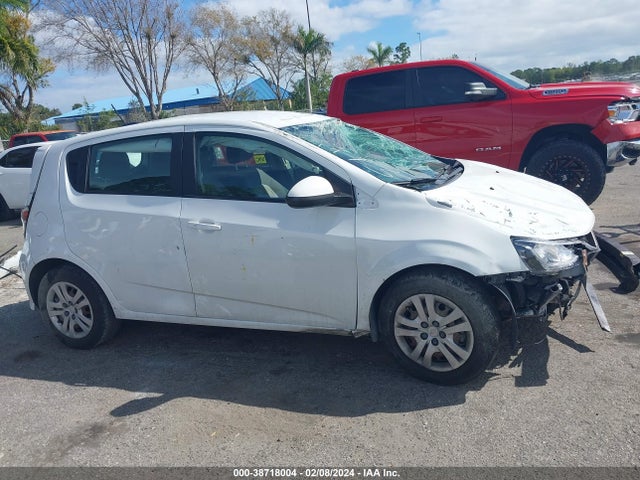 Chevrolet Sonic 2020 1G1JG6SB7L4129473 Image 13