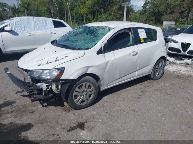 Chevrolet Sonic 2020 1G1JG6SB7L4129473 Image 2