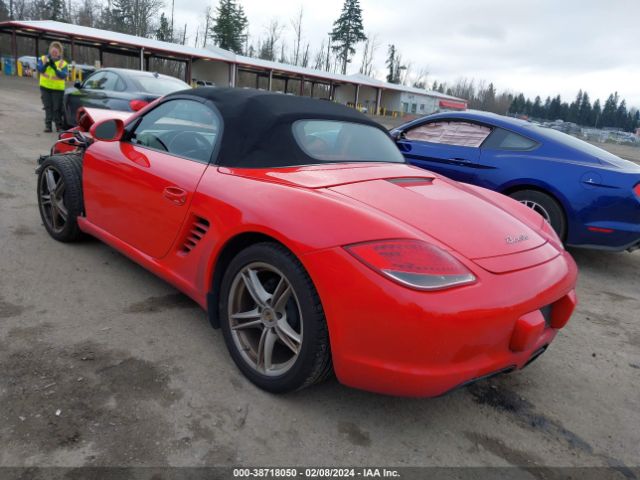 2011 PORSCHE BOXSTER WP0CA2A85BU710307 Photo 2