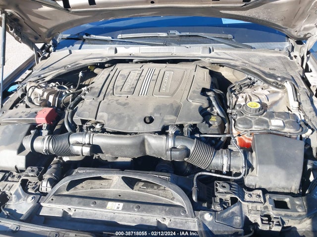 2017 JAGUAR XF SAJBF4BV5HCY47504 Photo 9