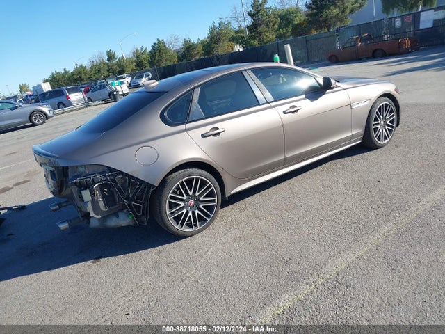 2017 JAGUAR XF SAJBF4BV5HCY47504 Photo 3