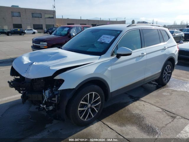 3VV3B7AX7LM156230 Volkswagen Tiguan 2.0t Se/2.0t Se R-line Black/2.0t Sel