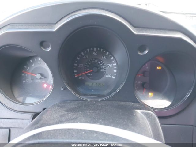 2002 NISSAN FRONTIER 2WD 1N6ED29X52C335792 Photo 6