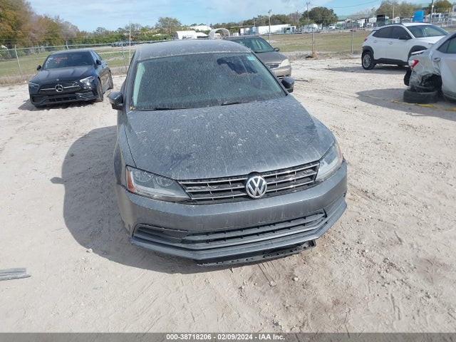 3VW2B7AJ8JM223899 Volkswagen Jetta 1.4t S