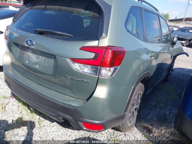 JF2SKAJC6MH562883 Subaru Forester Premium