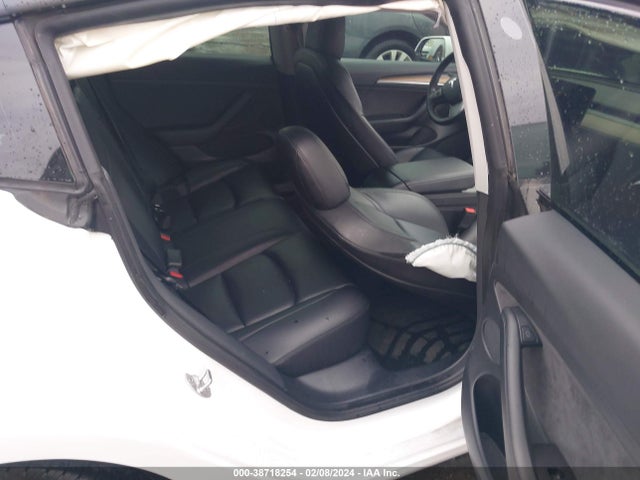 Tesla Model 3 Rear-wheel Drive 2022 5YJ3E1EA6NF294194 Image 8