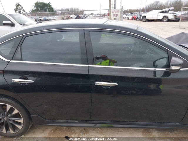 2016 NISSAN SENTRA SR VIN: 3N1AB7AP5GY335325