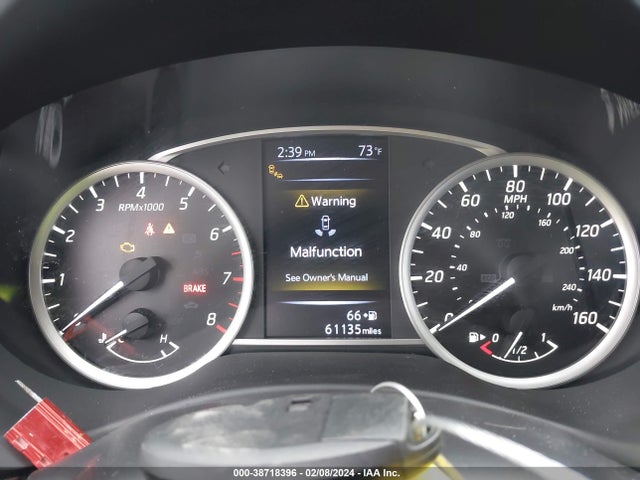 2016 NISSAN SENTRA SR VIN: 3N1AB7AP5GY335325
