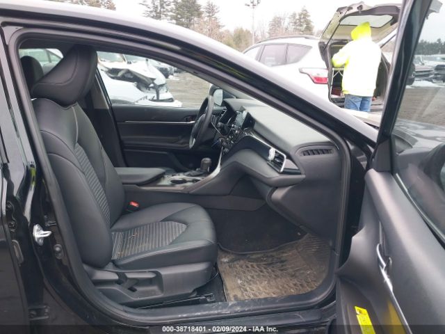 4T1G11BK3NU067039 Toyota Camry Se Awd