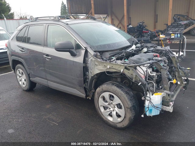 Toyota RAV4 LE 2019 2T3H1RFV8KW011740 Image 1