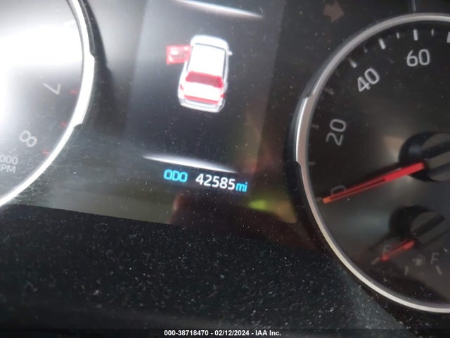 Toyota RAV4 LE 2019 2T3H1RFV8KW011740 Image 16
