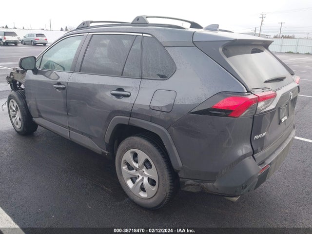 Toyota RAV4 LE 2019 2T3H1RFV8KW011740 Image 3