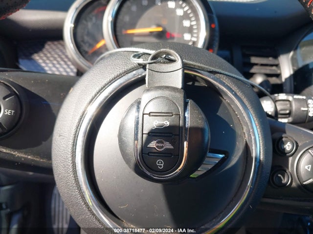 2017 MINI HARDTOP WMWXP7C50H2A45143 Photo 10