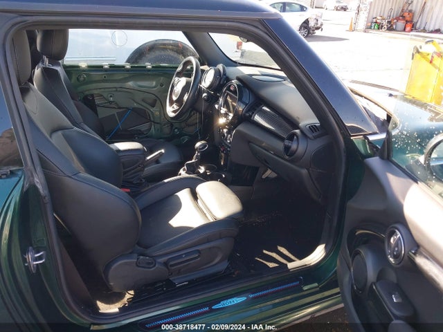 2017 MINI HARDTOP WMWXP7C50H2A45143 Photo 4