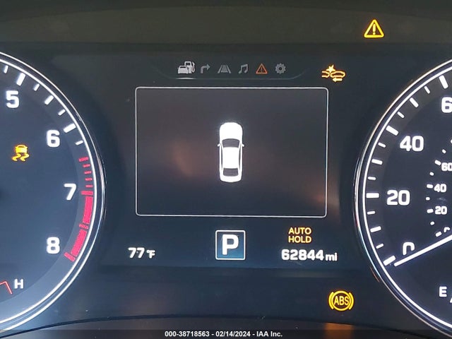 Genesis G80 3.8 2017 KMHGN4JEXHU167614 Image 16